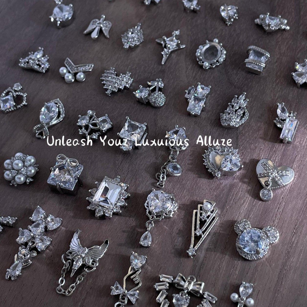 lz网红422银色美甲饰品高保色满钻锆石轻奢立体美甲装饰品,彩妆/香水/美妆工具,指甲装饰,淘宝优惠券,粉丝福利购,淘宝优惠卷