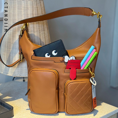 CTANDJIM头层牛皮多口袋腋下hobo包 斜挎邮差包 有趣的通勤包