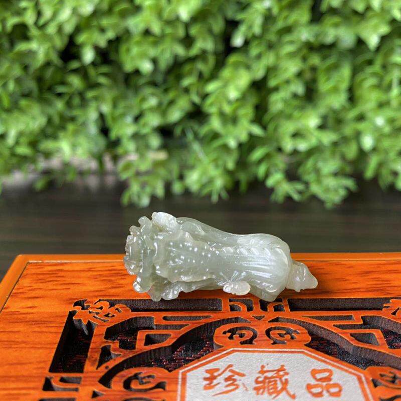 天然新疆和田青玉玉石籽料吊坠白菜百财挂件玉坠苏州工男女款证书