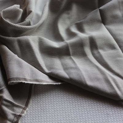 新品日系纯棉布微弹咖白色织竖条纹布头服装服装面料110*170cm