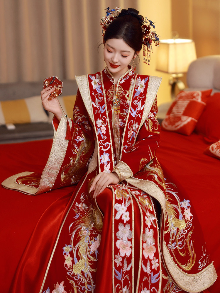 秀禾服2024新款新娘凤冠霞帔婚服明制中式汉服敬酒服出阁服重工