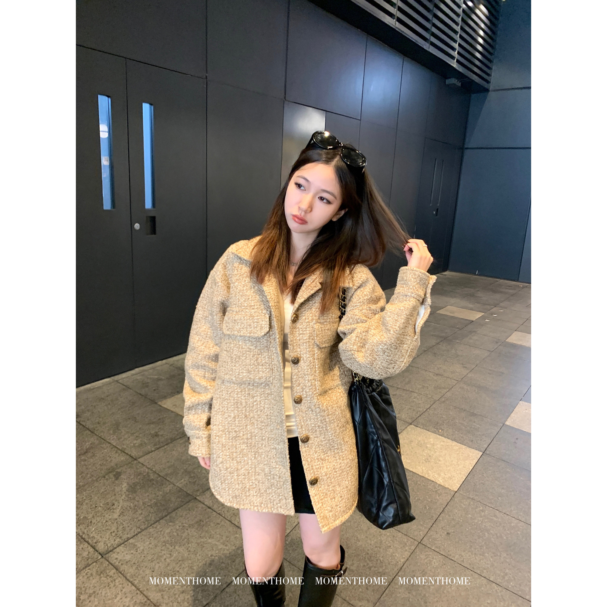 MOMENTHOME 肉桂杏温柔羊毛衬衣领厚实编织单排扣小香风图片
