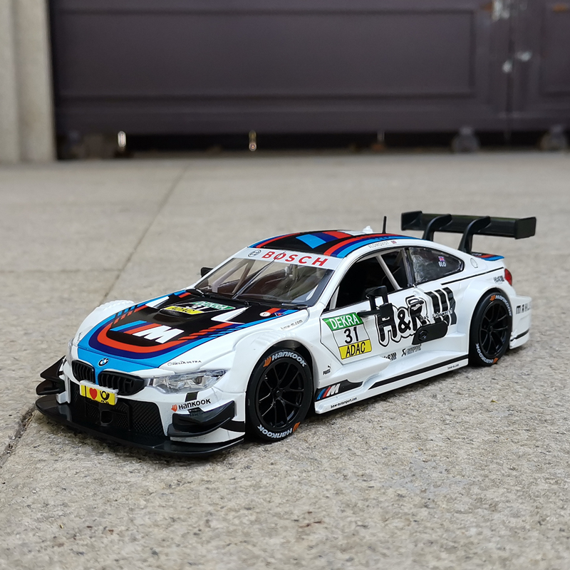 正版124宝马M4DTM仿真合金车