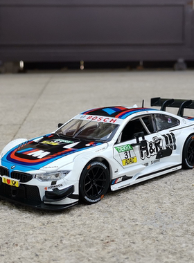 正版授权1:24宝马M4 DTM原厂仿真合金汽车模型摆件收藏男孩金属车