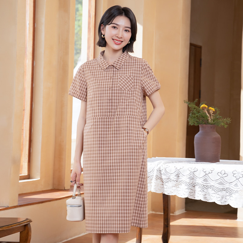 YUN2025夏季新品女经典连衣裙