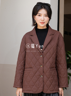 YUN韫2025冬季新品女装宽松显瘦休闲西装领绗棉菱格阔版棉服外套