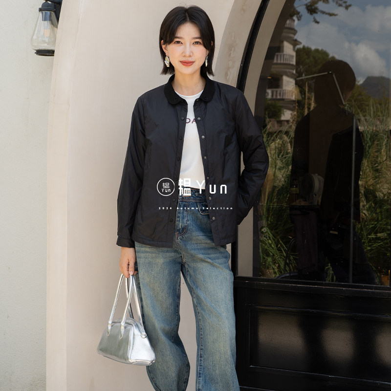 YUN韫2025冬季新品女装极简设计刺绣翻领单排扣夹棉宽松衬衫外套