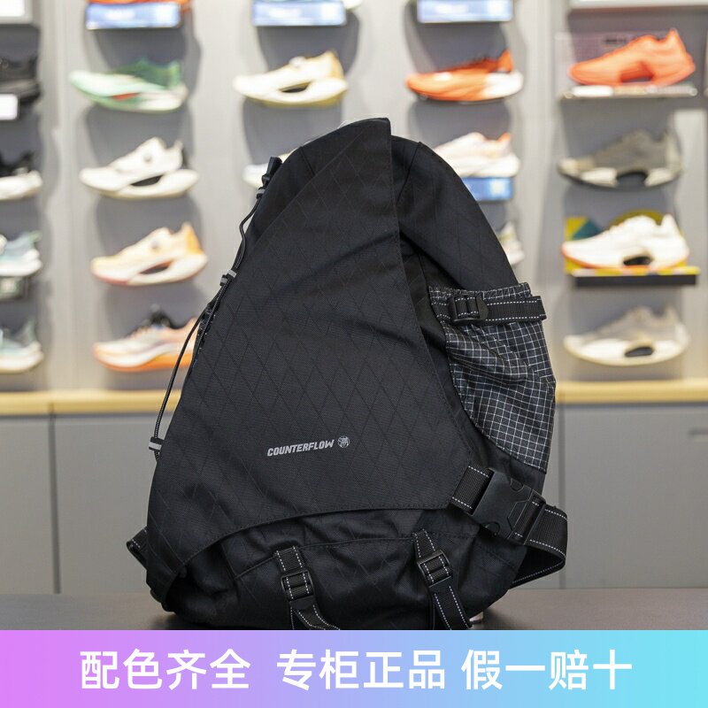 李宁胸包反光休闲百搭