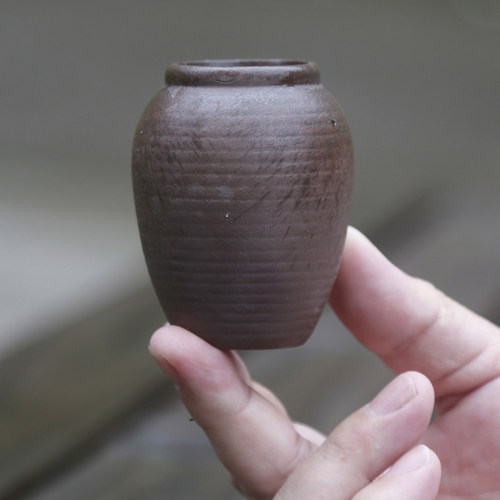 无孔小花瓶压盆石动物摆件