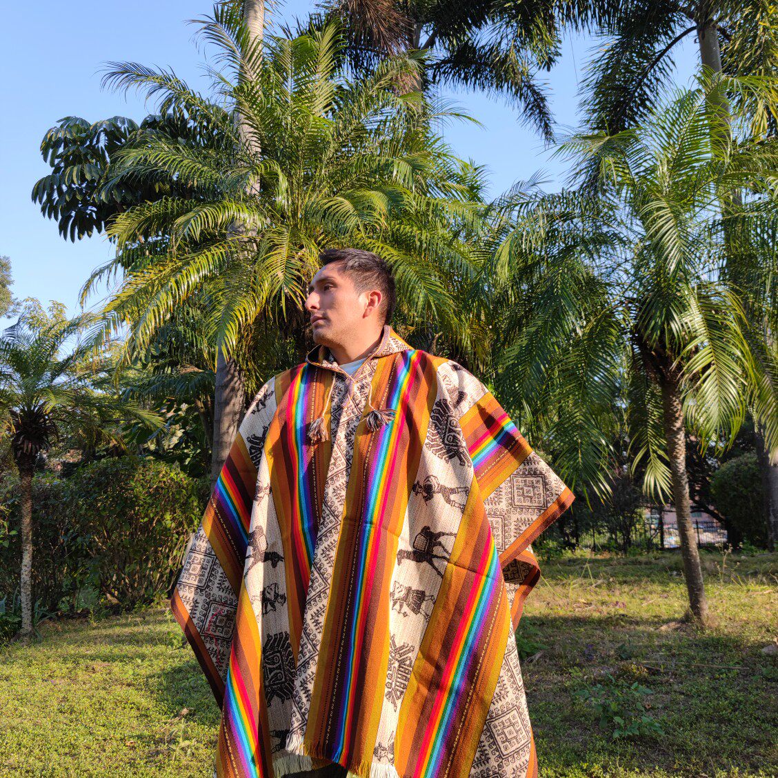 秘鲁进口PERU图腾款文化披风披肩西部牛仔库斯科服饰民族个性斗篷