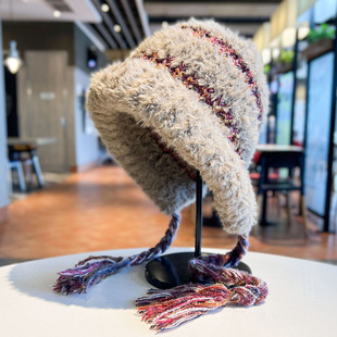 韩版拼色毛绒帽子女秋冬加厚防寒护耳雷锋帽大头围保暖针织毛线帽