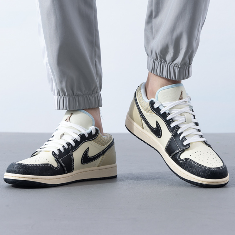 NIKE/耐克男鞋Air Jordan 1 Low AJ1米黑编织低帮板鞋HQ3437-10