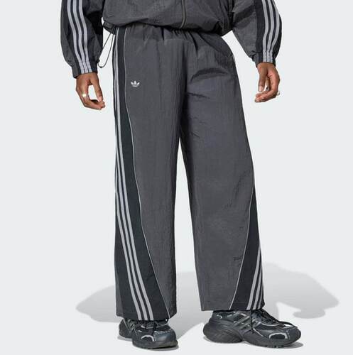 adidas/阿迪达斯三叶草三条纹宽松可收口运动裤男梭织长裤KX4833