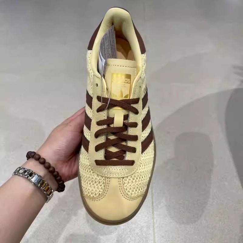 阿迪达斯三叶草GAZELLE BOLD女子厚底时尚编织风板鞋JS3899 3900