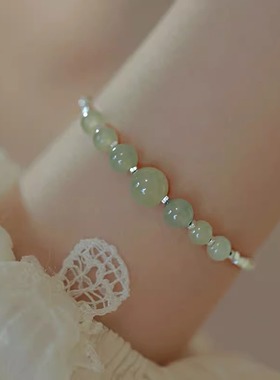 月牙泉。天然和田玉S925碎银子项链文艺复古国风小众高级感锁骨链