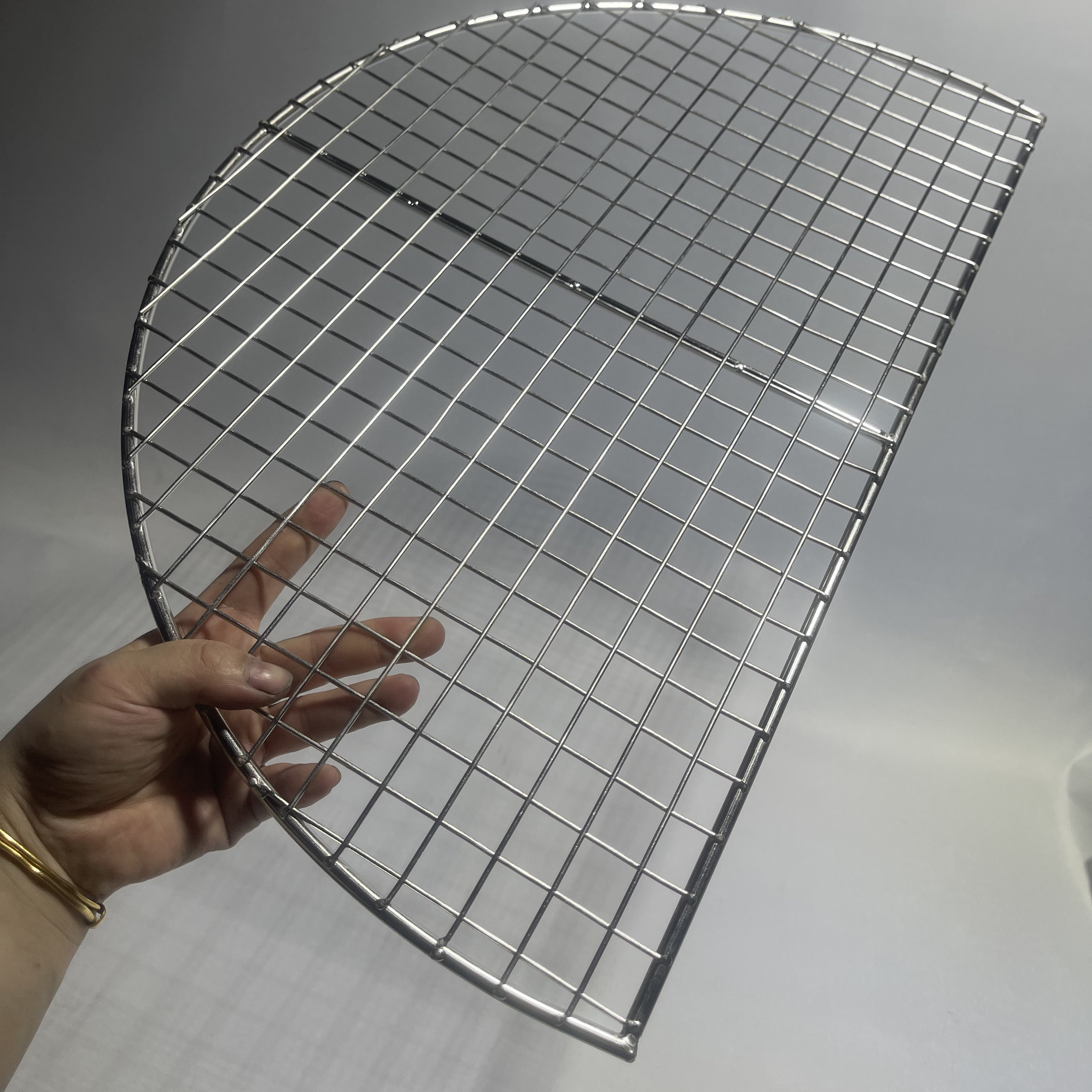 304不锈钢半圆大孔烧烤网古法鱼缸防跳网盖网可定制防猫爪网格,金属材料及制品,不锈钢制品,淘宝优惠券,粉丝福利购,淘宝优惠卷