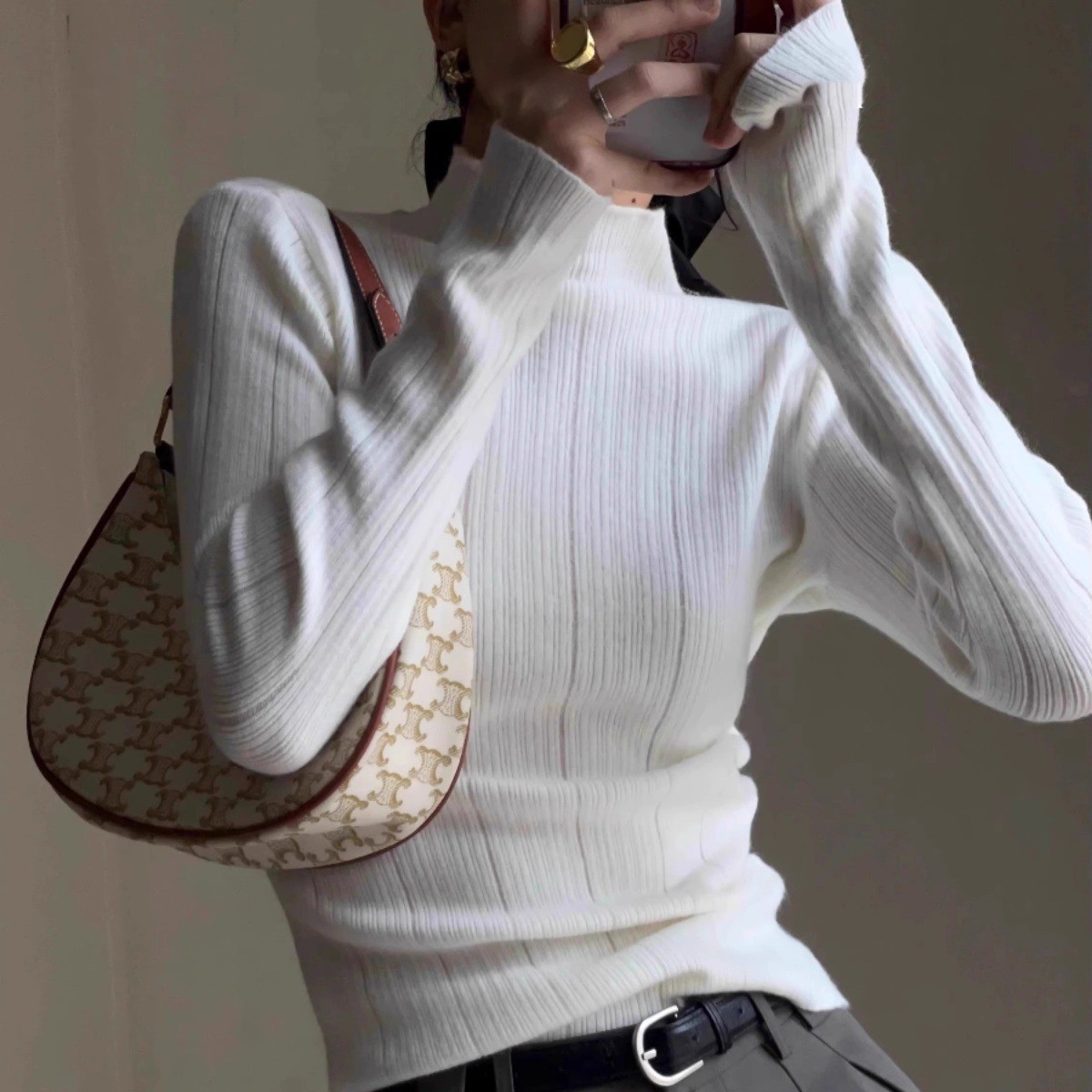 半高领打底衫女秋冬内搭高级感修身显瘦套头毛衣针织衫保暖上衣