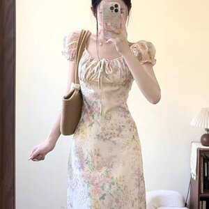 法式温柔风刺绣碎花连衣裙女泡泡袖桔梗修身显瘦气质长裙