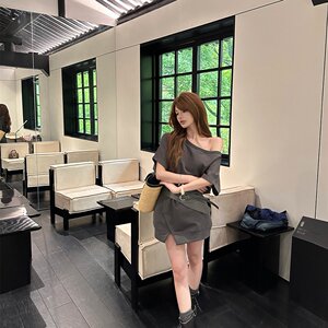 实拍灰色连衣裙女夏季短袖露锁骨性感短款约会包臀显瘦短裙