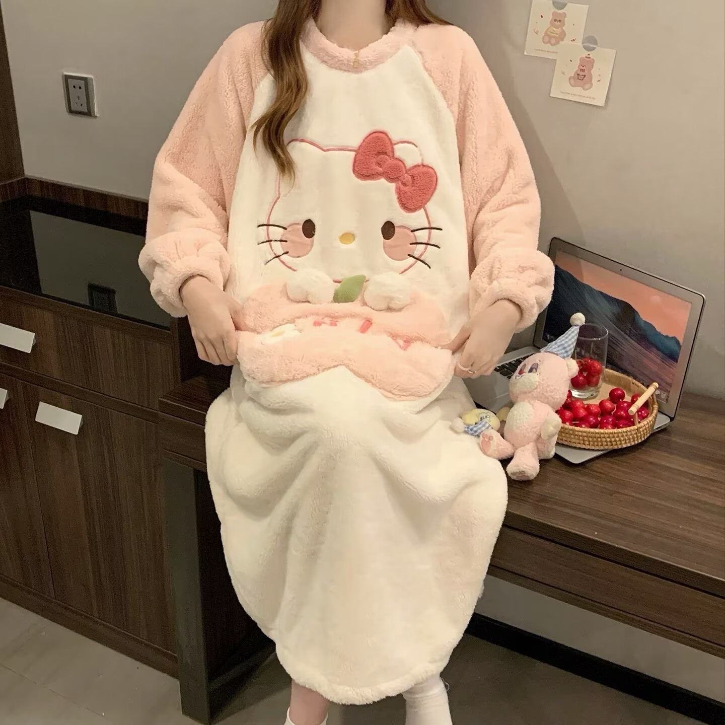 睡裙女秋冬季中长款法兰绒加厚毛茸茸保暖少女学生连衣裙子可外穿
