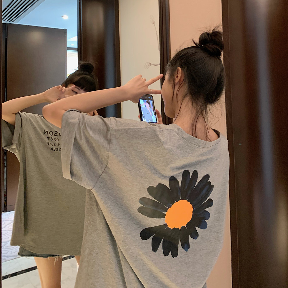 實拍灰色小雛菊印花短袖t恤夏季學生韓版寬鬆上衣