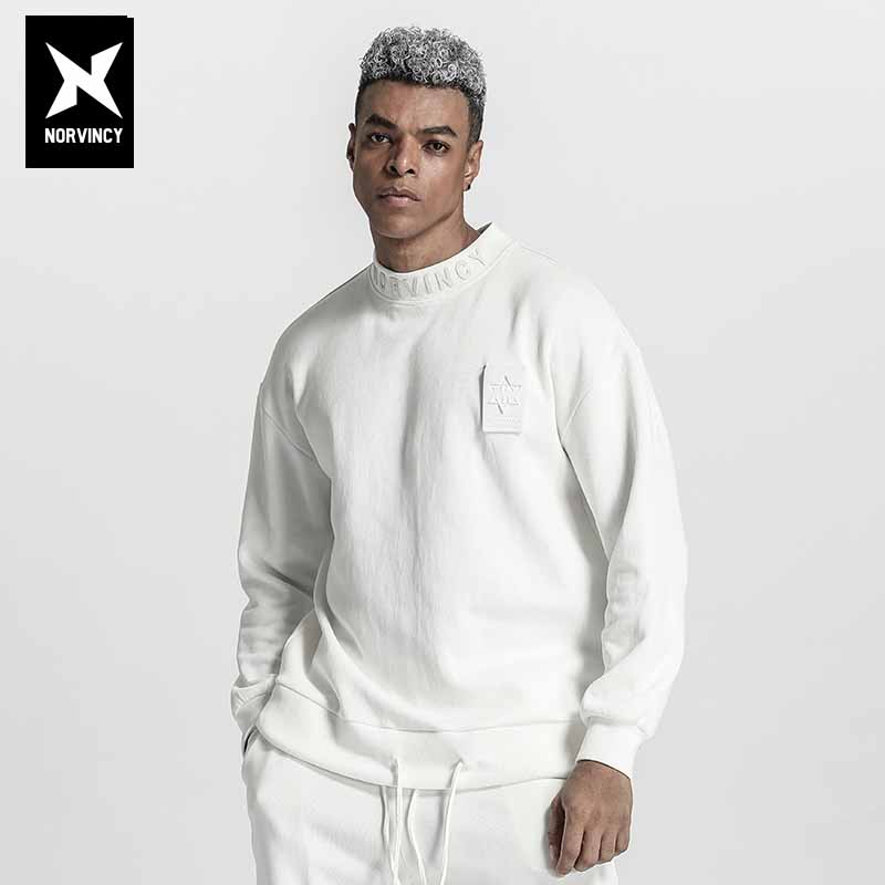 诺凡希长袖圆领纯卫色衣