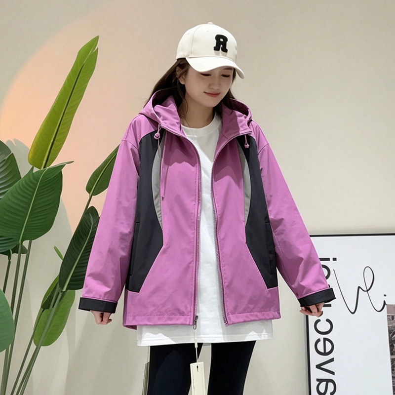 大码女装秋季短款冲锋衣外套