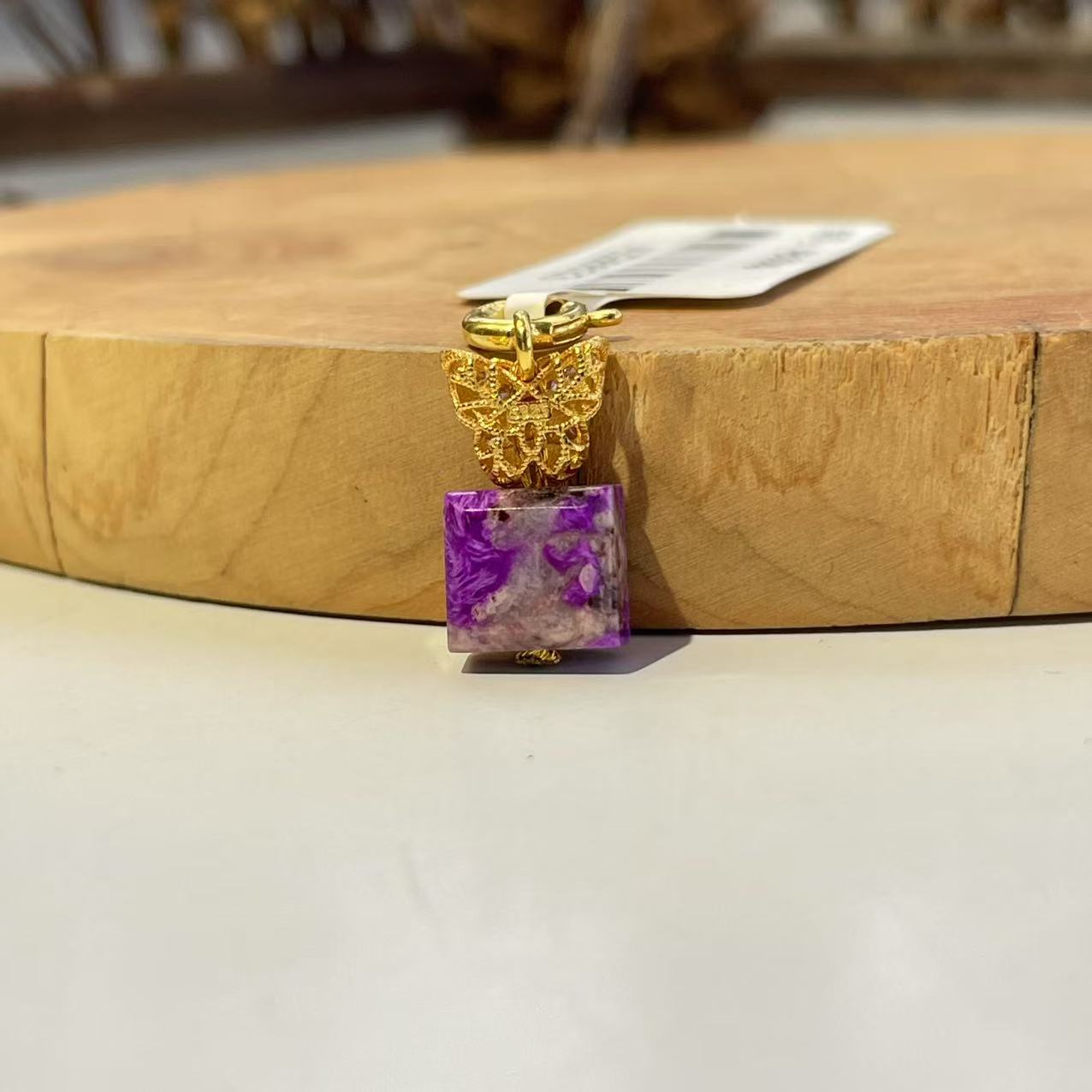 舒俱来红丝绒吊坠/AZB6633(虹霓)