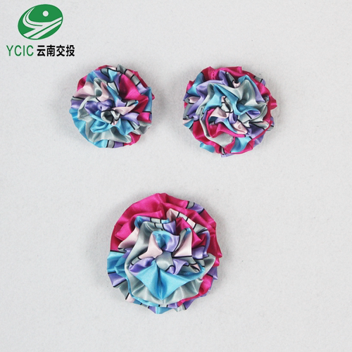 云南高速免打丝巾绣球花领花无标