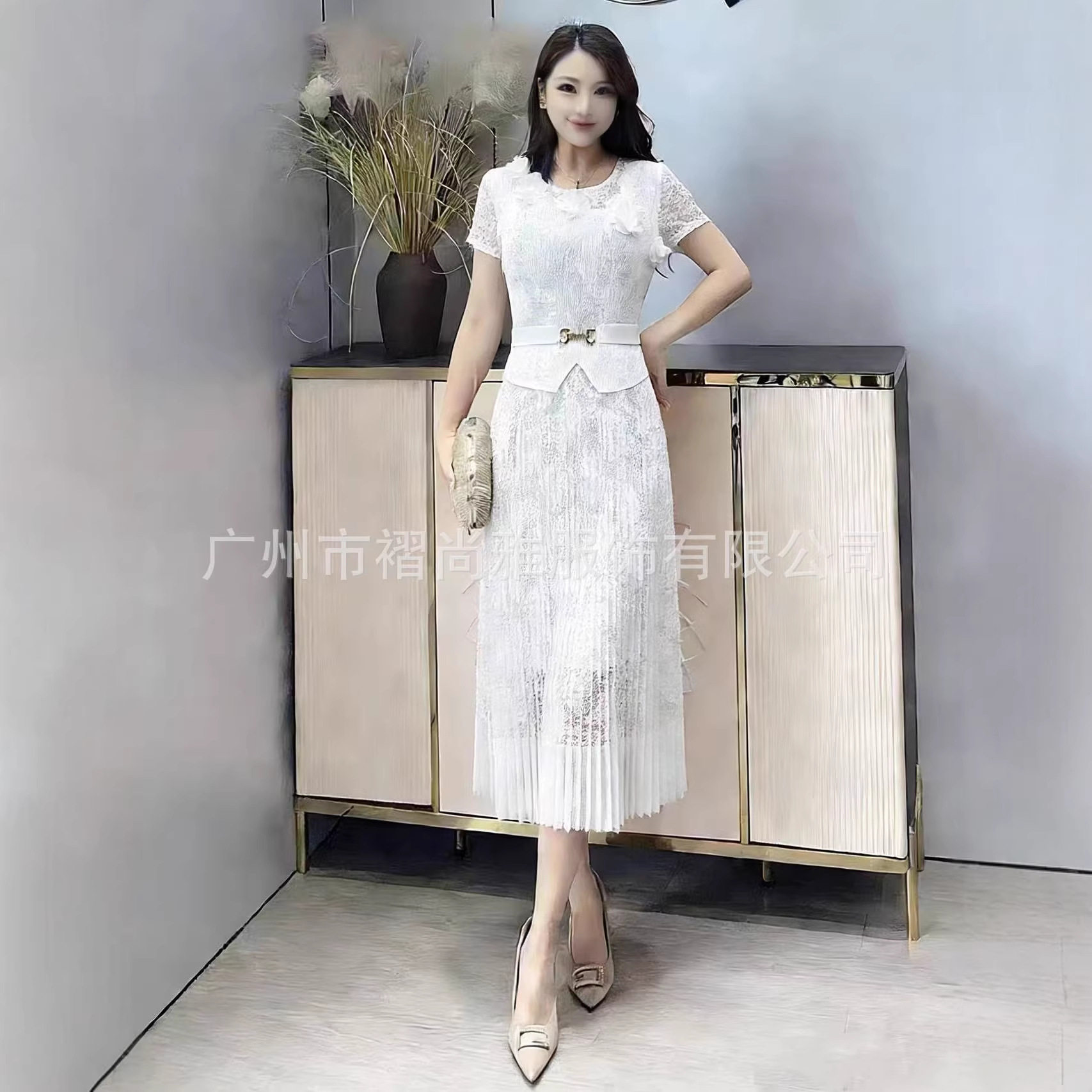 厂家直供夏季新款大码连衣裙时尚蕾丝收腰显瘦女装长裙女新潮优雅