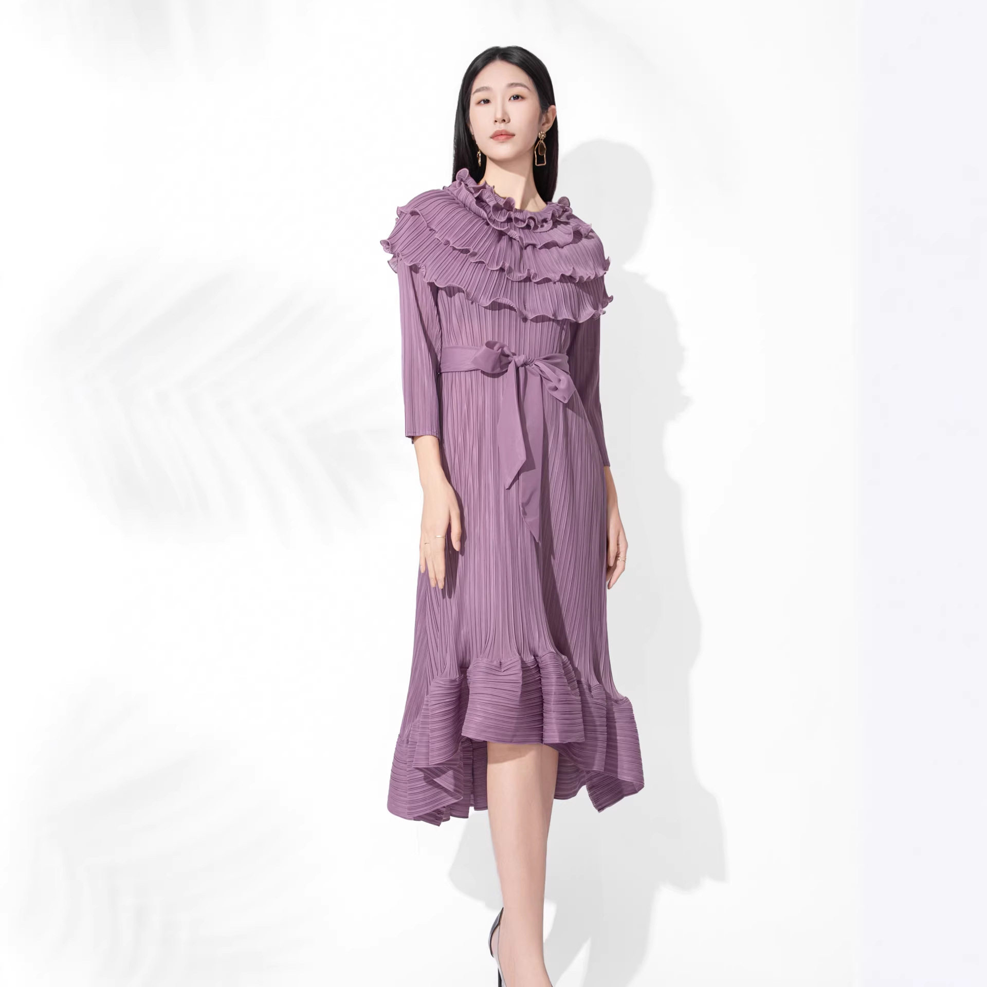 感围巾领气质大码连衣裙女新款时尚显瘦七分袖纯色套头荷叶裙新潮