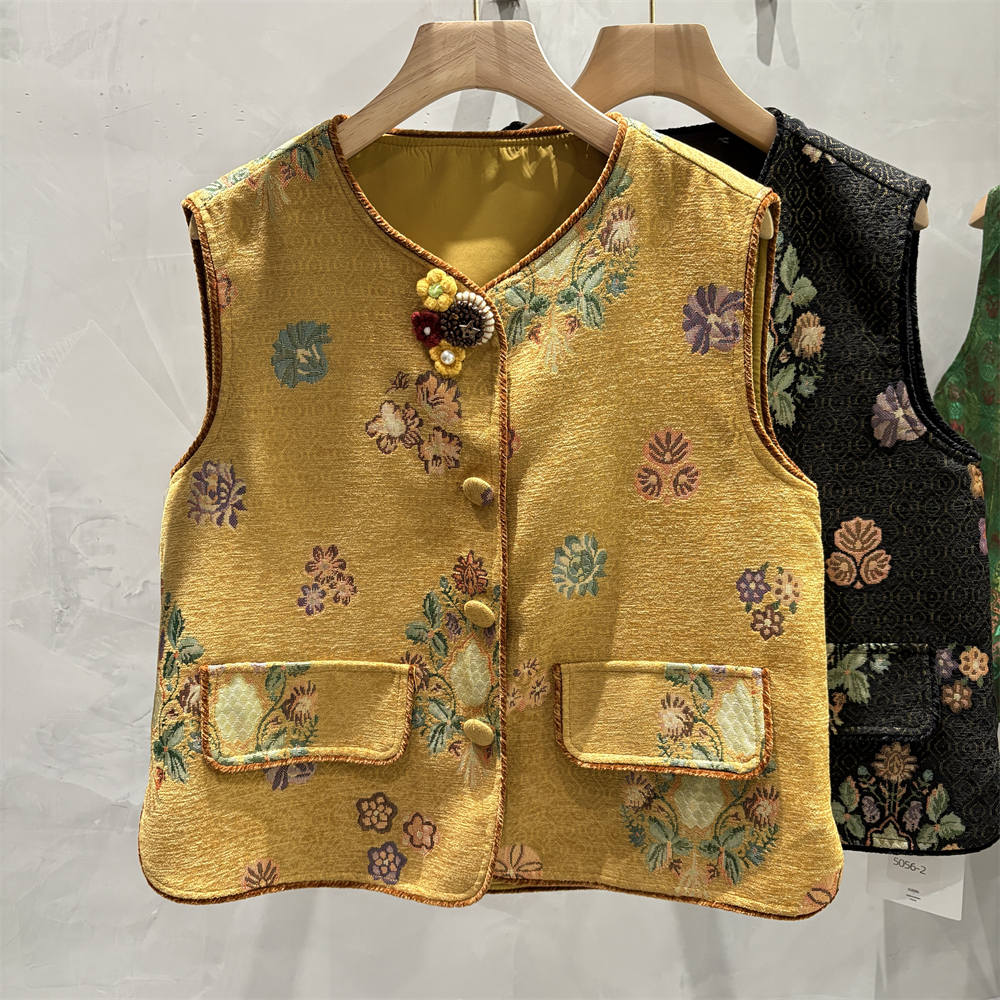 新中式国风高级感提花马甲女装2025秋季新款气质白底减龄马夹上衣