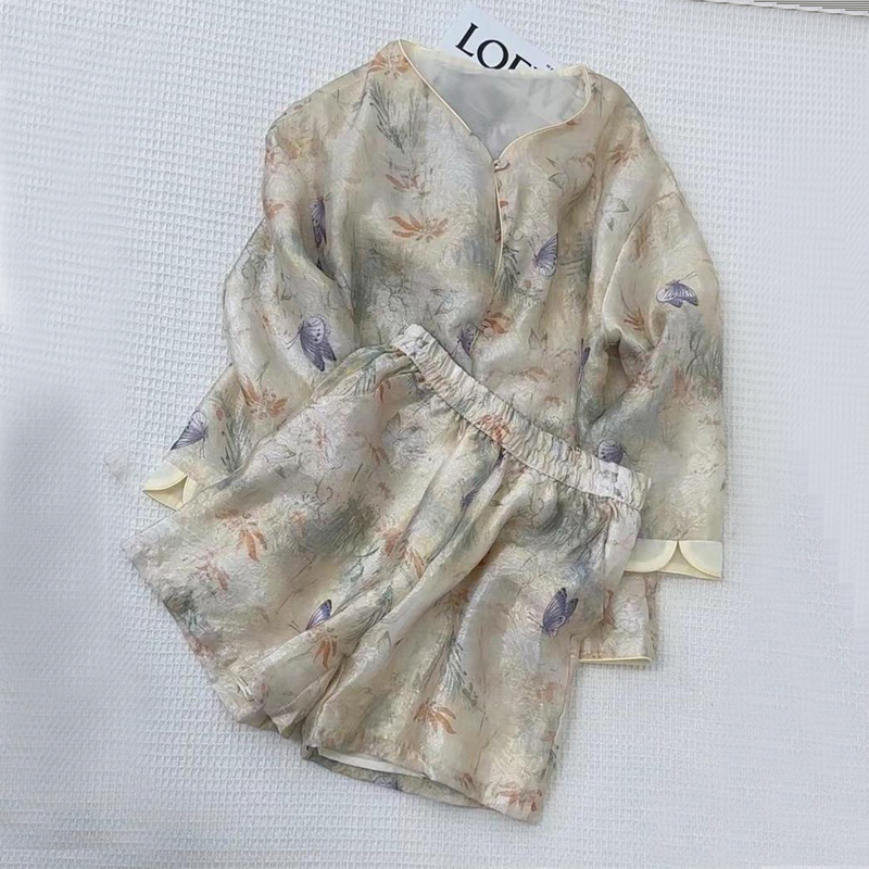 2025夏季新中式国风长袖防晒服上衣套装女显瘦百搭时尚短裤两件套
