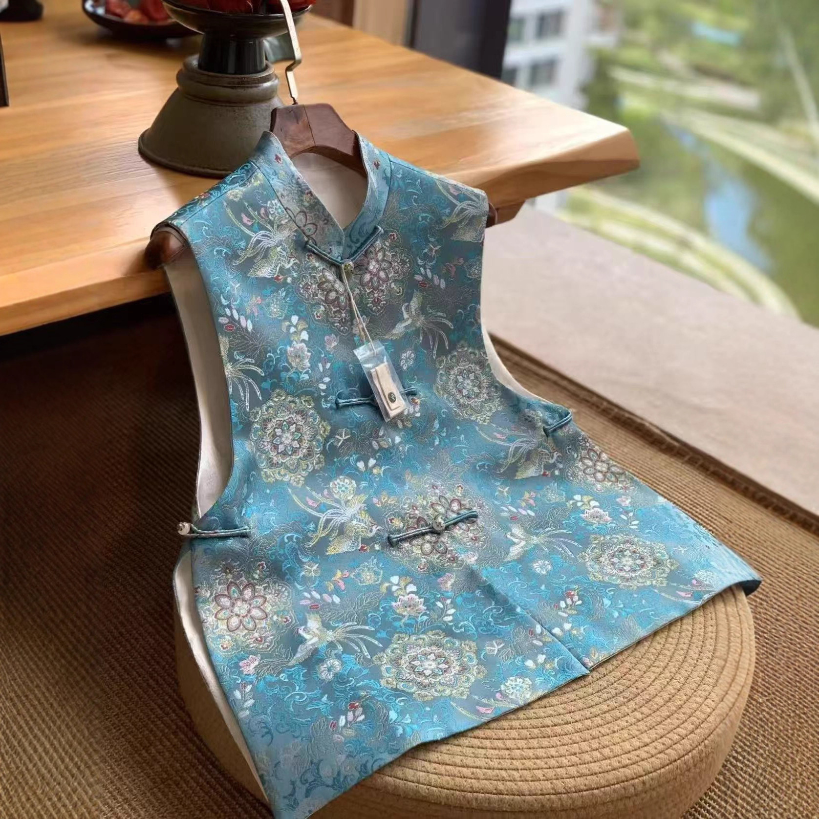 新中式国风宋锦提花坎肩背心女2025秋季新款气质百搭盘扣马甲上衣