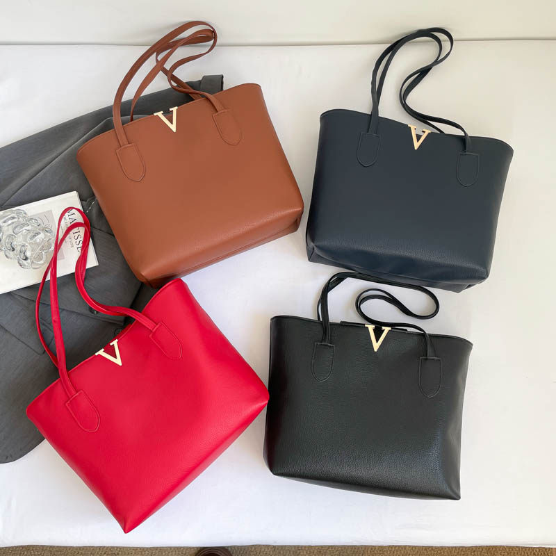 新款单肩腋下手提托特包新款时尚纯色高休闲简约通勤大容量包,箱包皮具/热销女包/男包,通用款女包,淘宝优惠券,粉丝福利购,淘宝优惠卷