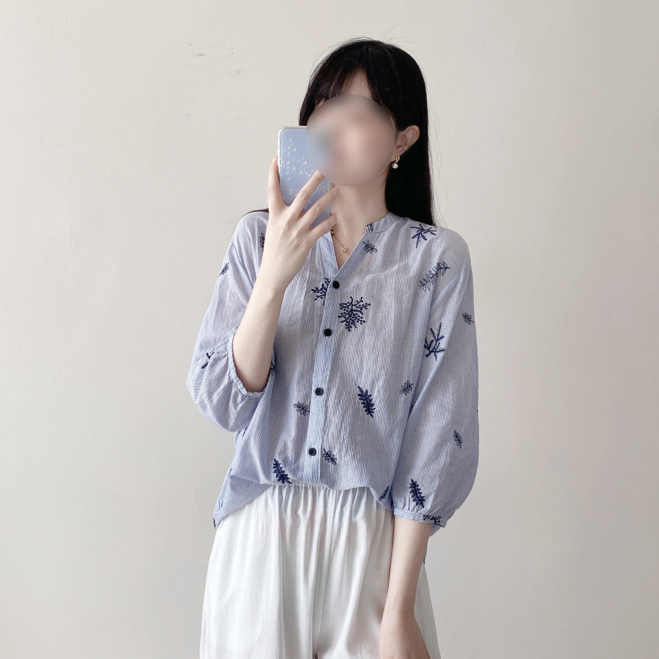 浅蓝色宽松休闲外搭薄款长袖棉质防晒衬衫衬衣外套女2026春夏季