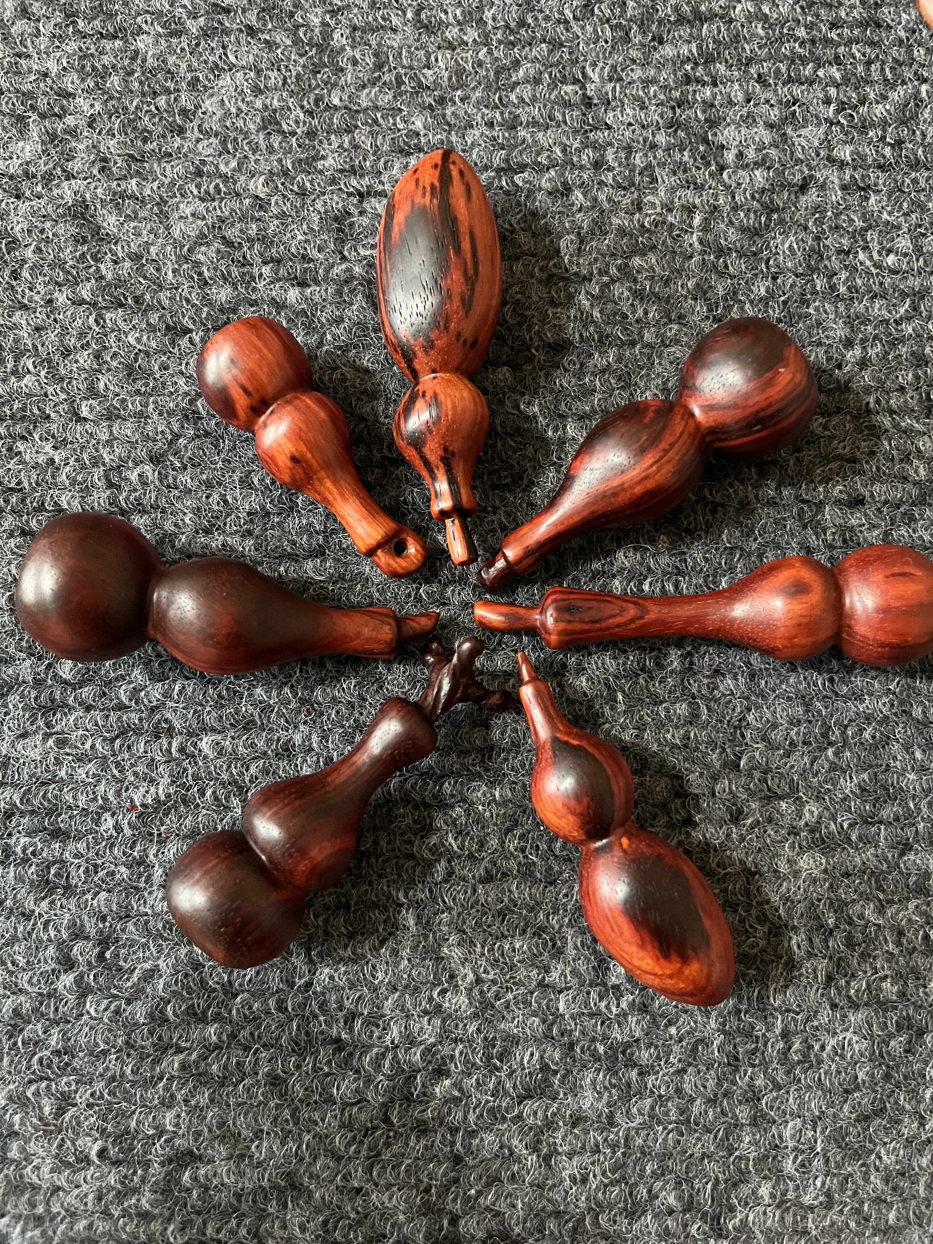 印度小叶紫檀(檀香紫檀)纯手工雕刻精品把玩葫芦
