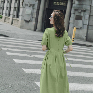 蓝色赫本连衣裙女春夏女装2024新款夏装温柔收腰气质高端棉麻裙子图片