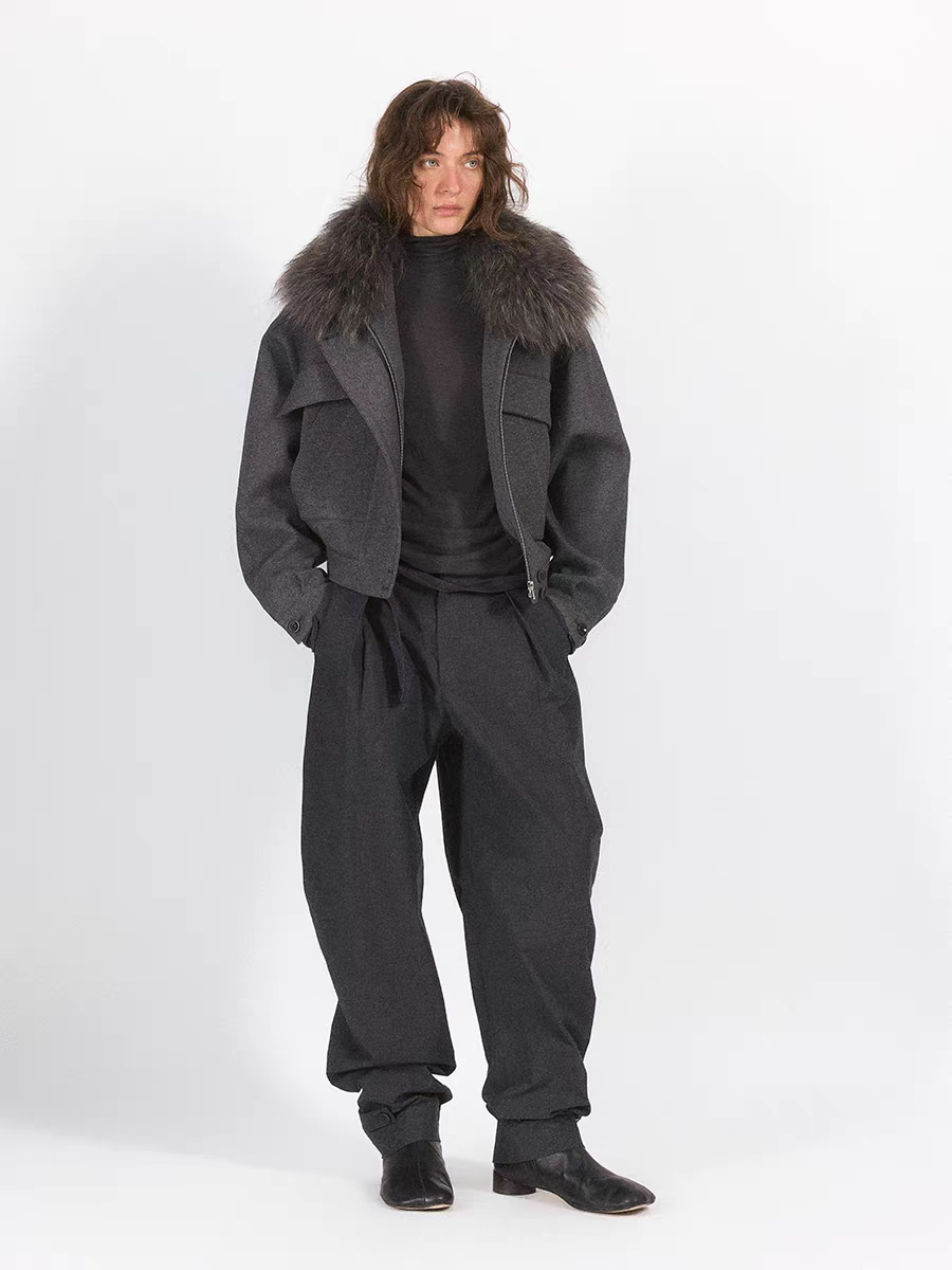 THE SHY STREET 花灰肌理挺括飞行夹克 厚实零度抗风W13