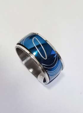 清仓处理 10mm宽 可转动 对称花纹 蓝色 不锈钢戒指