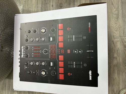 露马Numark Scratch 2路DJ混音台 Serato DVS内置声卡