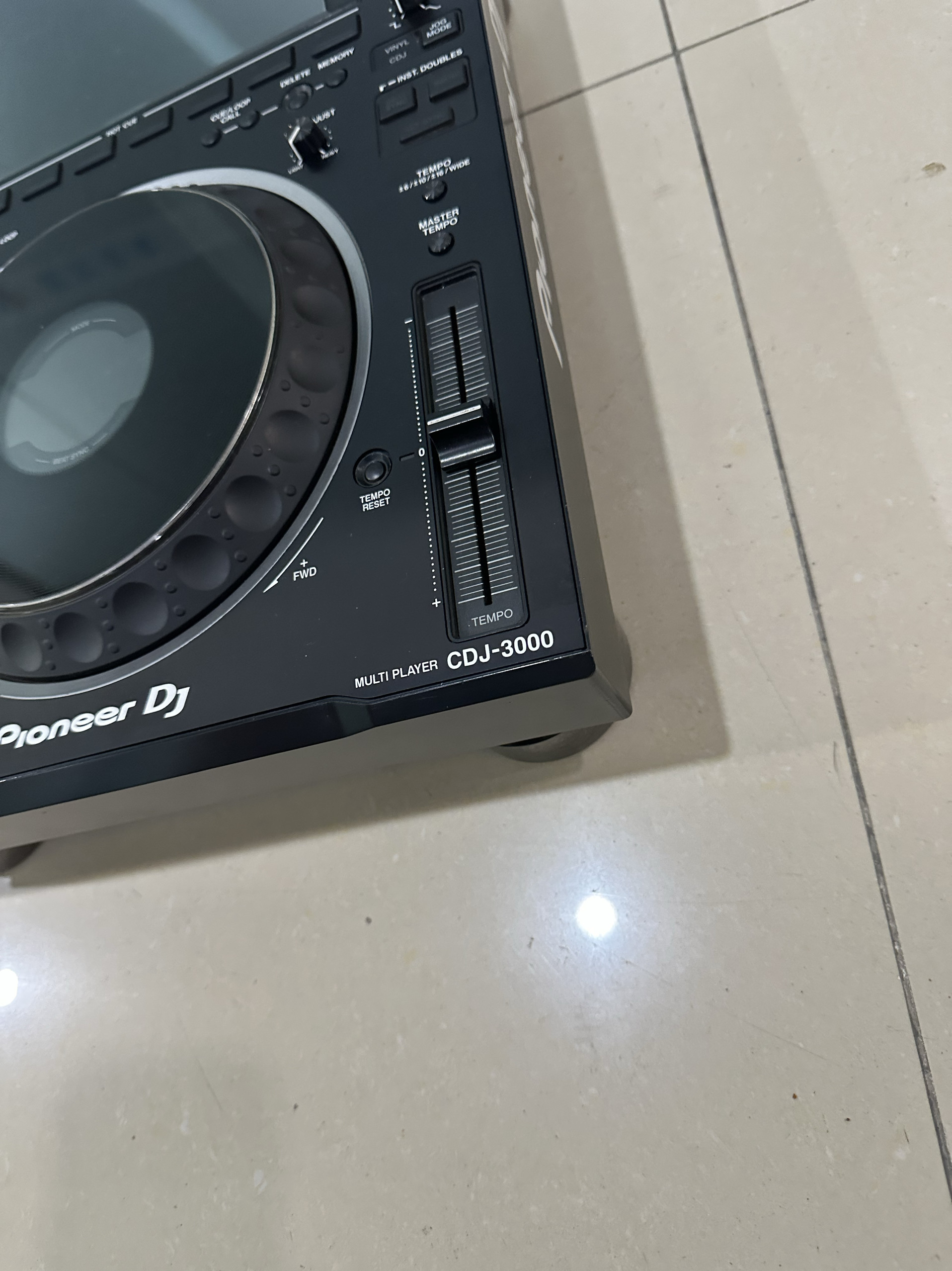 先锋二手CDJ3000打碟机 9寸触摸屏 专业DJ媒体播放器图片