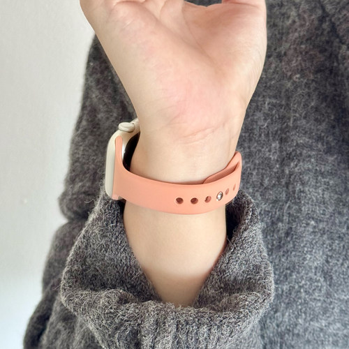 康康的硅胶小蛮腰表带适用于iwatch9s10苹果手表表带女applewatch