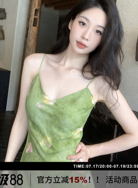 SYT原创 油画花朵显瘦吊带连衣裙女2026春季新款优雅知性印花长裙