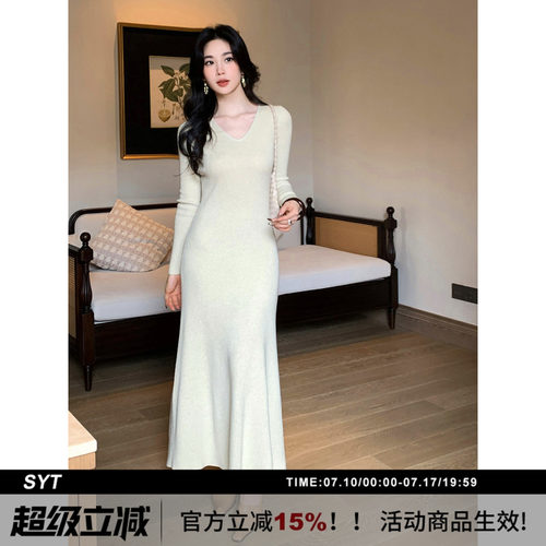 SYT自制气质V领修身针织连衣裙
