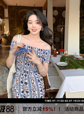 SYT自制 法式休闲度假风青花瓷修身显瘦不勒一字肩碎花连衣裙女