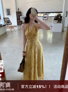 【茶烟】SYT自制 约会民族风显白V领露背碎花挂脖修身型A字连衣裙