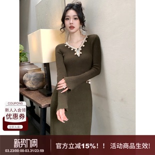 饰修身 V领贝壳装 显瘦套头A字针织连衣裙 简约气质喇叭袖 SYT自制