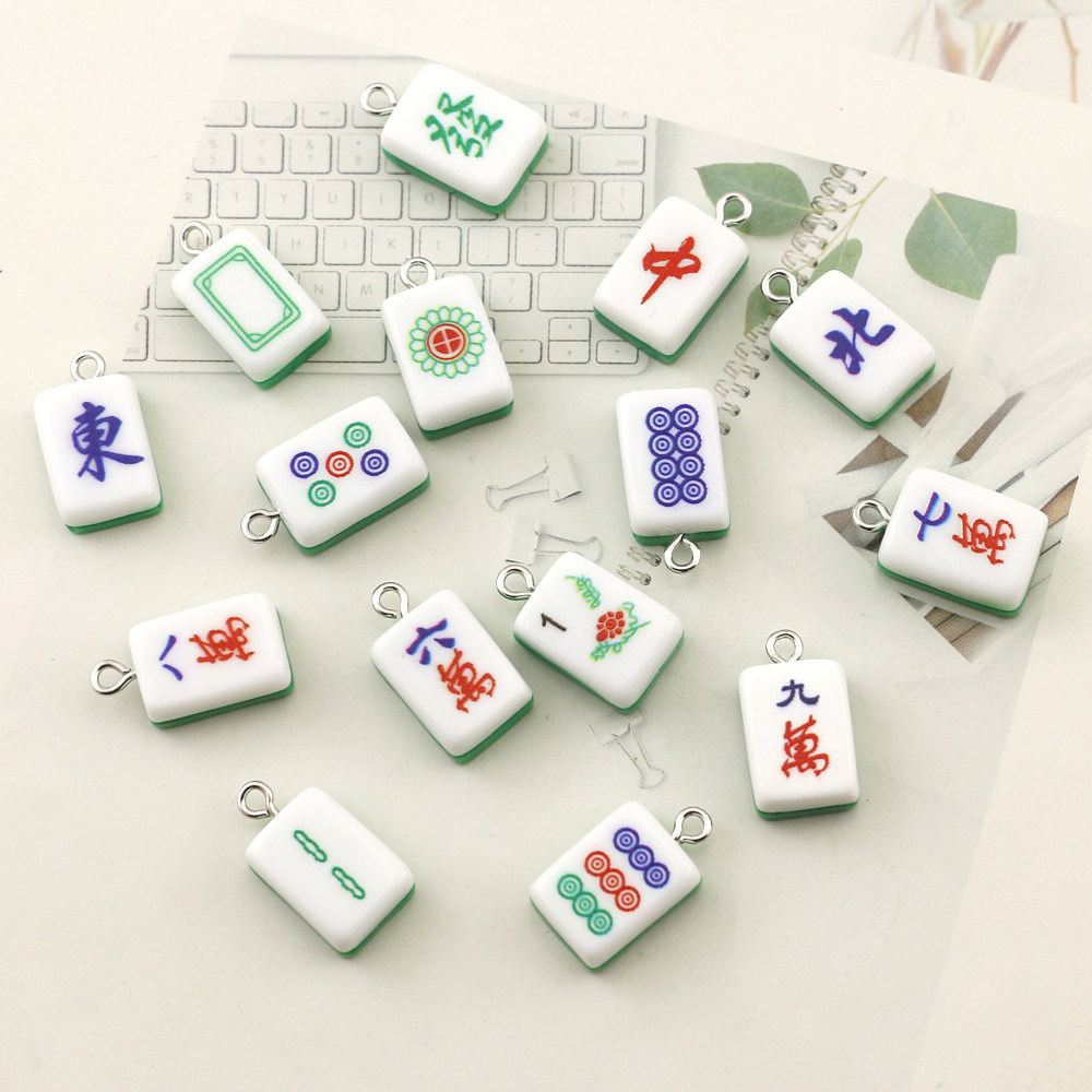 DIY手工饰品配件 创意仿真树脂麻将挂件发财红中钥匙扣包包挂饰图片