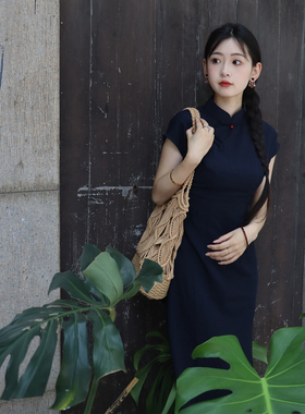 倾时新中式旗袍2026新款藏蓝色改良日常民国风文艺夏季修身女显白
